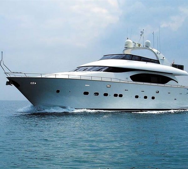 karenita yacht